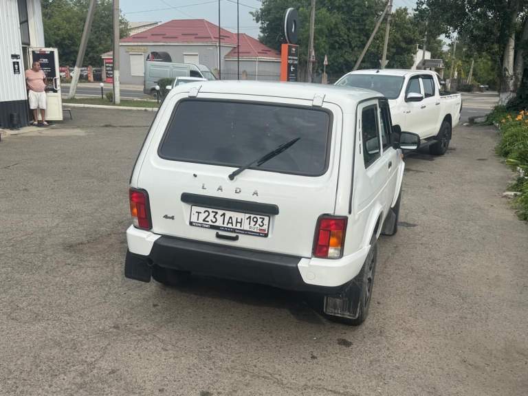Продаю отличный автомобиль, самый лучший в своем классе. - фотография - 3