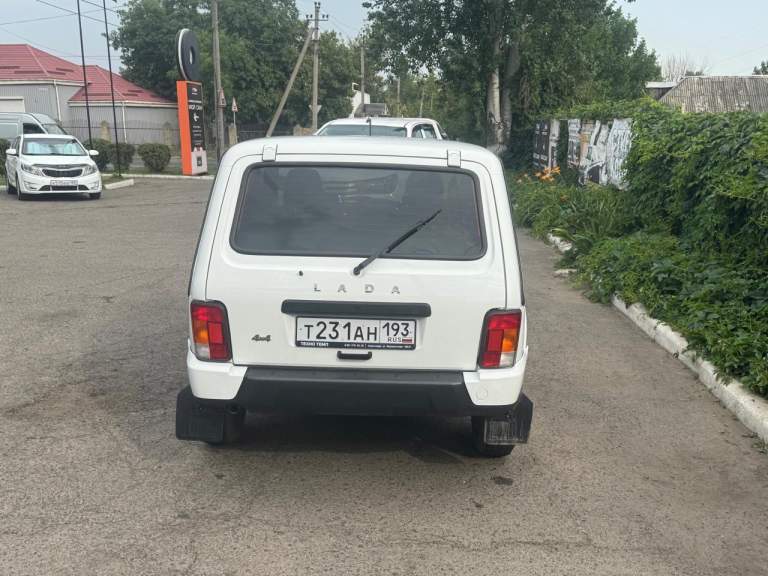 Продаю отличный автомобиль, самый лучший в своем классе. - фотография - 4
