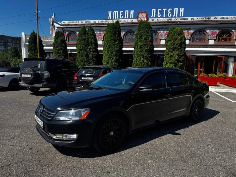 Продам volkswagen passat b7, 2015 г. В, пробег 250000 т. К. ,автомобиль полностью в исправном состоянии, ходовка целая только после диагностики, двигатель не дымит 1.8 турбо (цепи заменены абсолютно все)(имеются документы о замене) масло заменено, коробка автомат не пинает (была произведена частичная замена масла)кондиционер заправлен, есть небольшие нюансы по кузову (не значительные), салон 9/10 сиденье все целые, комплектация se, датчик света, задняя камера, электро регулировка водительского сиденья, подогрев передних сидений
Осмотр автомобиля макеевка червоногвардейский район, днр
Цена 1250000 небольшой торг
+79493036815 - фотография - 2