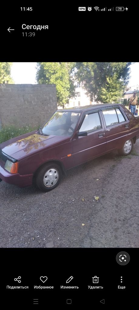 Продам заз 1103 славута 2005 г. В. , дв.1200 см3, пробег 79000 км, цвет вишня, в отличном состоянии, не бита и не крашена, сел и поехал, цена 200 т. Р. , торг, конт. Тел. +7(949)3873809. - фотография - 2