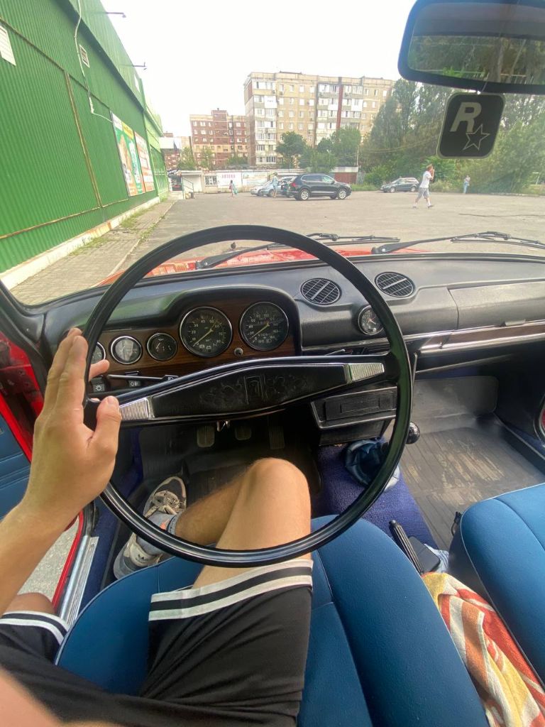 Продам ваз 21063 1985 г. В. В отличном состоянии.
Объём двигателя 1,3л, пробег 63 000 км.
Российская регистрация, один хозяин, эксплуатировалась только в тёплое время года, гаражное хранение.
Цена 230 000 руб, торг.
Все вопросы по телефону +7 949 364 11 30 - фотография - 6