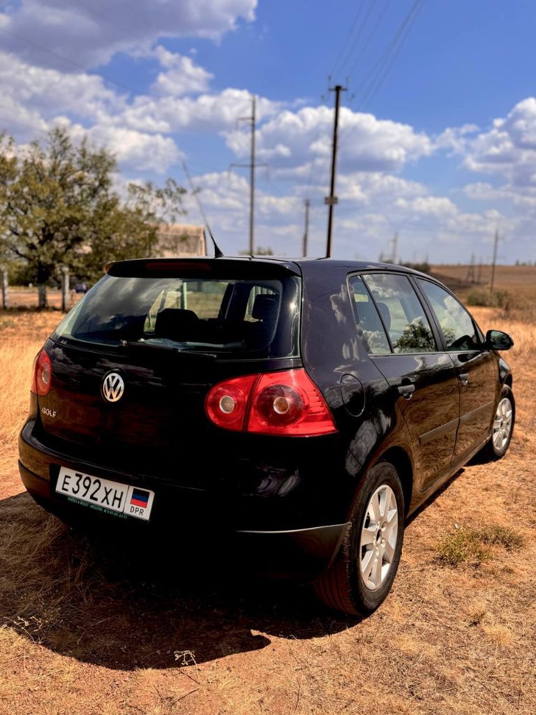 ❗️Продам volkswagen golf 5 цена: 550 торг
Год выпуска 2006,мотор 1.4 атмосферный, механика, расход бензина 6–8 л/100 км. Пробег: 175.151 км.
✅1 Хозяин по птс, я собственник, любое переоформление без проблем!✅
♻️Комплектация: усилитель руля, 4 стеклоподъемника, электрорегулировка зеркал, подогрев зеркал, 6 подушек безопасности, abs, esp, кондиционер, передний привод
♻️Автомобиль в хорошем состоянии. Ходовая вся мягкая. Машина пригнана из германии.
♻️Салон в отличном состоянии
Осмотр г. Шахтерск
(Доп фото по запросу в тг)
+79494026983 Тг - фотография - 5