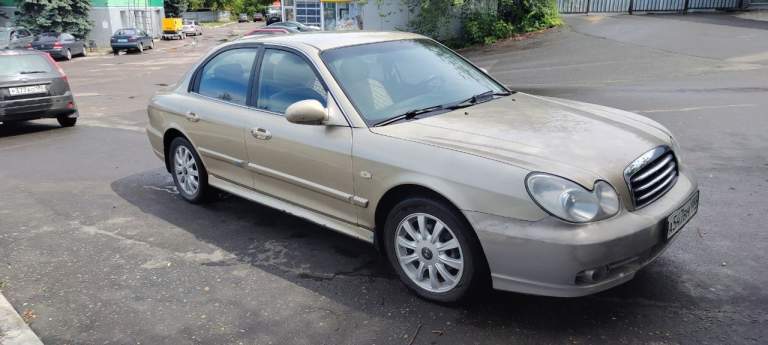 Продам hyundai соната, 2006г, тагаз, 2л, 131л. С. , мкпп, пробег 313000, в хорошем состоянии, все работает, 2 комплекта резины. 500000т. Р. Тел. +79496416159, юрий. Торг уместен. - фотография - 2