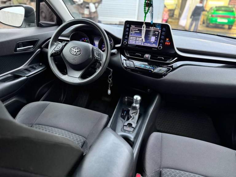 Продам toyota c-hr✅
Собственник
2020 Год
Пробег 61 000 км
1 Хозяин в птс
2 Литра бензин
Комплектация 🔥🔥🔥двухзонный климат-контроль, электро усилитель руля, камера заднего вида, abs, ebd, esp, системы bsm, rcta, airbag, мультируль, адаптивный круиз контроль, удержание в полосе, дистроник, датчик сближения, датчики слепых зон, hold режим, 3 режима вождения, противотуманные фары, датчик света, 4 стеклоподъемника, электроподогрев зеркал, обогрев заднего стекла, штатная сенсорная мультимедиа с bluetooth, carplay, usb, aux,
Авто в хорошем состоянии отличная музыка
Цена 2 200 000
Тел: +7 (949) 635-01-10 - фотография - 7