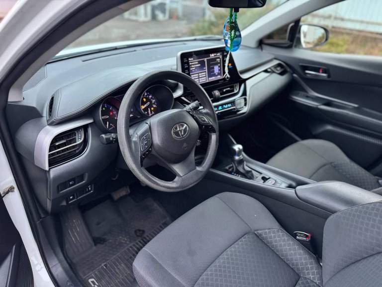Продам toyota c-hr✅
Собственник
2020 Год
Пробег 61 000 км
1 Хозяин в птс
2 Литра бензин
Комплектация 🔥🔥🔥двухзонный климат-контроль, электро усилитель руля, камера заднего вида, abs, ebd, esp, системы bsm, rcta, airbag, мультируль, адаптивный круиз контроль, удержание в полосе, дистроник, датчик сближения, датчики слепых зон, hold режим, 3 режима вождения, противотуманные фары, датчик света, 4 стеклоподъемника, электроподогрев зеркал, обогрев заднего стекла, штатная сенсорная мультимедиа с bluetooth, carplay, usb, aux,
Авто в хорошем состоянии отличная музыка
Цена 2 200 000
Тел: +7 (949) 635-01-10 - фотография - 9