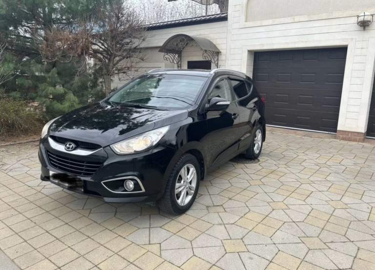 Hyundai ix35, 2012
Мотор: 2.0 бензин (без задиров), пробег 112 000, кпп автомат, привод полный, в хорошей комплектации: подогревы всех сидений, двухзонный климат контроль, мультимедиа с навигацией и блютузом, камера заднего вида, полный мульти руль с круизом и т. Д. , цена 1 300 000₽ торг возле авто, машина в шахтерске +7(949)3147544 - фотография - 4