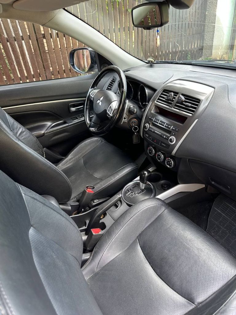Mitsubishi asx 2011г 1,8л бензин если не отвечаю на звонок, пишите здесь! В нашей семье более 2 лет. В апреле 2025 года была произведена дефектовка и ремонт всей подвески, замена масел, все остальные вопросы по телефону
Возможен обмен на авто классом выше
Осмотр авто в макеевке - фотография - 6