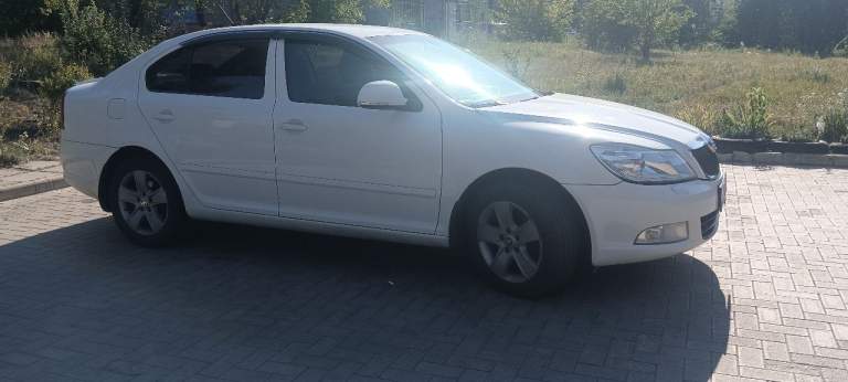 Продам шкода октавия а 5. 2012 г, в 1.8 tsi 6 ступенчатый автомат, пробег 230000.4000 назад устранён масложор( замена всего кроме расточки) +79493707123 - фотография - 3