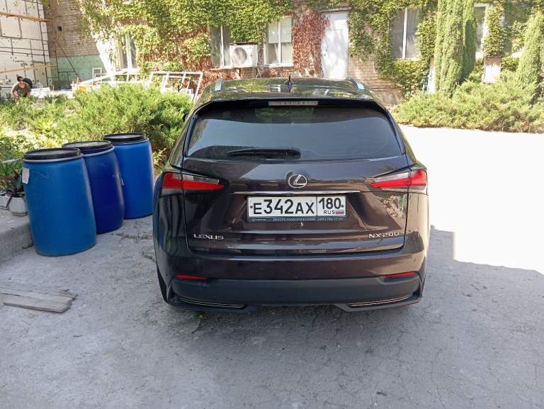 Продам свою машину.2015 г lexus машинка ухоженная, обслужена оригинальными запчастями. Двигатель работает на отлично, коробка отрабатывает на 100%. Салон ухоженный, не прокуренный. 2 400 000. Торг на бензин и кофе. +79495047558;+79499276616 виктор - фотография - 2