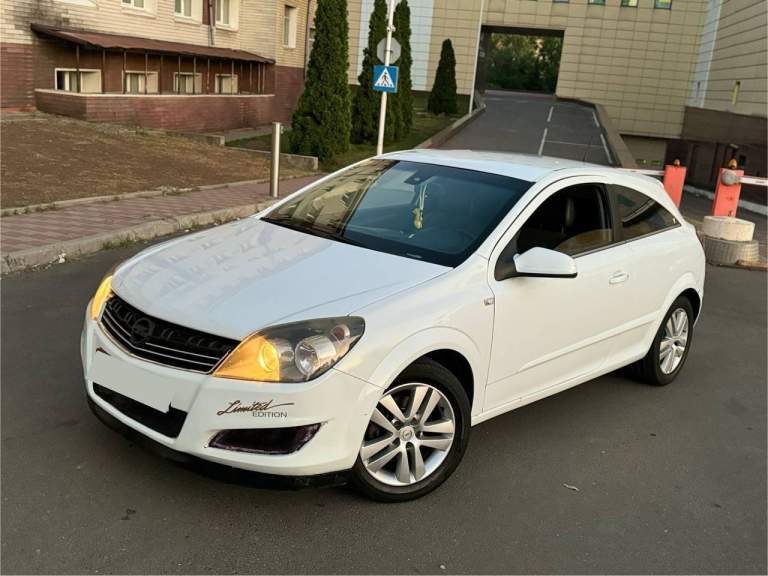 🚀 Продам opel astra gtc 2008 года
Объём:1.8
Авто в хорошем состоянии
Двигатель не троит, не дымит работает ровно
Кпп не пинает работает отлично
Авто сел и поехал вложений никаких не требует
📝Авто в хорошей комплектации
✅Подогрев сидений
✅Кондиционер
✅Салон в хорошем состоянии
✅Электро зеркала
✅Авто свет
✅Мультируль
✅Центральный замок
🔊 Хорошая музыка
Играет отлично
🇷🇺Учет рф
📄С документами полный порядок любое переоформление на вас
🌍 Осмотр донецк-макеевка
Остальные вопросы по телефону
📲- +7 949 607-26-37
💸-Цена: 470к₽ (торг) срочно - фотография - 5