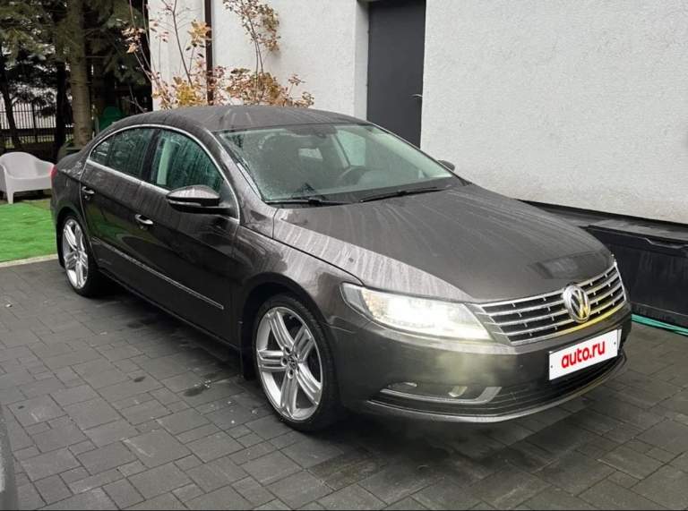 Продаю vw passat cc 2013г.
1.8 Tsi 7 dsg автомат
Пробег 126.000
2Й хозяин с 2013г.

Двигатель 1.8 tsi ( из-за незаметного выхода из строя форсунок на 113 сделан капитальный ремонт дивигателя с устронением всех недостатков) так что новому владельцу переживать больше не за что.
Диаки ориг. R19 с резиной michelin 235/35

Все свое время хранилась в паркинге !!!
Без дтп
Крашено только левое крыло и капот(есть фото причины покраски)
Документы все в порядке.
Ставлю на российский учет без права перерегистрации 5 лет.
Цена 1.550.000,00
Тел. Для связи +79493801918 - фотография - 1