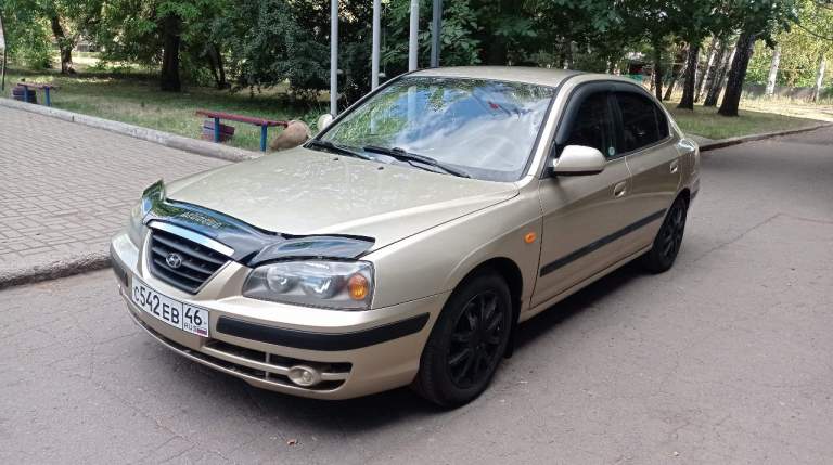 Продам личный автомобиль (во владении более 5 лет) в отличном состоянии - бережная эксплуатация, гаражное хранение и своевременное обслуживание.
Сделано то:
- Передние стойки mando (газ-масло);
- Замена масла в двс;
- Замена маслосъëмных колпачков;
- Замена вв проводов;
- Замена клапанной крышки;
- Замена шаровых;
- Замена сайлентблоков передних рычагов;
- Замена ступичных подшипников;
- Замена тормозных колодок.
Hyunday elantra 1.6мт
Год выпуска 2005г.
Пробег 193000 км
🇰🇷 Vin - kmhdn41bp5u163058
Г. Макеевка
Цена 420 тыс. Руб. Торг возле авто.
+7(949) 49-00-397 - фотография - 1