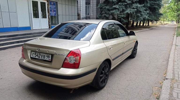 Продам личный автомобиль (во владении более 5 лет) в отличном состоянии - бережная эксплуатация, гаражное хранение и своевременное обслуживание.
Сделано то:
- Передние стойки mando (газ-масло);
- Замена масла в двс;
- Замена маслосъëмных колпачков;
- Замена вв проводов;
- Замена клапанной крышки;
- Замена шаровых;
- Замена сайлентблоков передних рычагов;
- Замена ступичных подшипников;
- Замена тормозных колодок.
Hyunday elantra 1.6мт
Год выпуска 2005г.
Пробег 193000 км
🇰🇷 Vin - kmhdn41bp5u163058
Г. Макеевка
Цена 420 тыс. Руб. Торг возле авто.
+7(949) 49-00-397 - фотография - 4