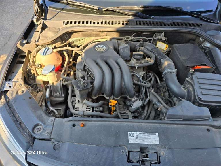 Volkswagen jetta 2.0 at, 2011,
Пробег 155 000 км
Машина пригнана с грузии в 2017 году.
По донецку проездила 32 тыс км.
Коробка автомат. Машина в идеальном состоянии, обслуживалась в срок и до мелочей + гаражное хранение. В комплекте резина зимняя на железных дисках «кама» (15 радиус).

Цена 1 200 000 ₽

Торг уместен

Звонить +79493035762 александр - фотография - 1