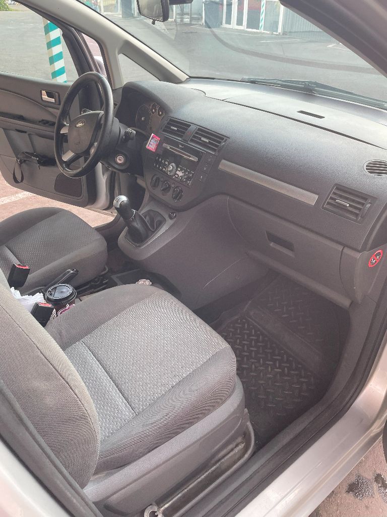Продам ford focus c-max 1.8, механика, 2004г, 360000 км! 560000 р.
Полностью обслуженный автомобиль, пригнанный из германии 3 года назад! Здесь один владелец! Масло заменено, месяц назад сделан капремонт головки двигателя, кольца заменены год назад. Месяц назад заменен комплект цепи, поменяны ремни, перебраны стартер и генератор и т. Д. (остальное по телефону), живой, комфортный автомобиль! Возможен обмен на паркетник( нужна машина повыше) в салоне не курили. Зимняя резина в комплекте. Возможен обмен. Кузов в родной краске. Установлен газ( вписан в птс)фен 3916641. Возможен торг при осмотре. - фотография - 22