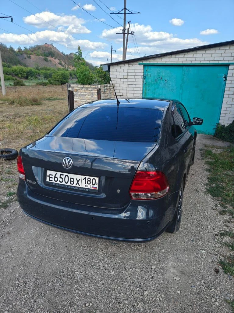Продам wolksvagen polo мотор 1.6 105 лс, бензин коробка механика, пробег 210 тыс км, цвет серый. В хорошем состоянии. Авто обслужен и ухожен. Цена 800 тыс. Руб. Все вопросы по тел+79494213007 - фотография - 4
