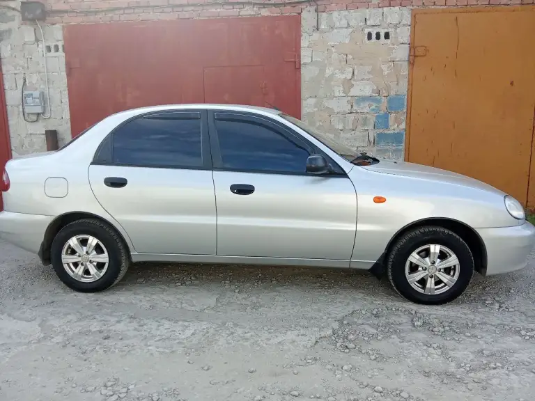 Продам дэу сенс 1.3, 2006 г. В, 53000 тыс. Пробега. Авто в идеальном состоянии как по кузову, так и технически, гаражное хранение, без дтп. Имеется музыка и сигнализация с обратной связью. Цена 380000 руб. +79493123782 - фотография - 2