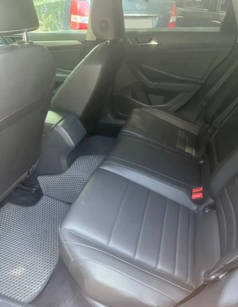 Volkswagen jetta 7, 2020 г. — отличное состояние!
📍 Пробег: 128 300 км
⚙️ Двигатель: 1.4 tsi, 150 л. С. , турбо
📀 Коробка: автомат (8-ступ. Aisin)
Комплектация:
• Кожаный салон
• Панорамный люк
• Адаптивный круиз-контроль
• Система предупреждения о фронтальном столкновении
• Автоматическое экстренное торможение
• Контроль слепых зон
• Помощь при выезде с парковки задним ходом
• Система контроля давления в шинах
• И многое другое
Дополнительно:
• Полностью русифицирована
• Антихром
• Атермальная плёнка по госту на лобовом и передних боковых
• Полностью обслужена, все жидкости заменены
• Новая зимняя резина
🚗 Авто в отличном состоянии, один собственник, вложений не требует.
💰 Цена: 1 650 000 руб.
📞 Тел. : +7 (949) 620-76-19 - фотография - 10