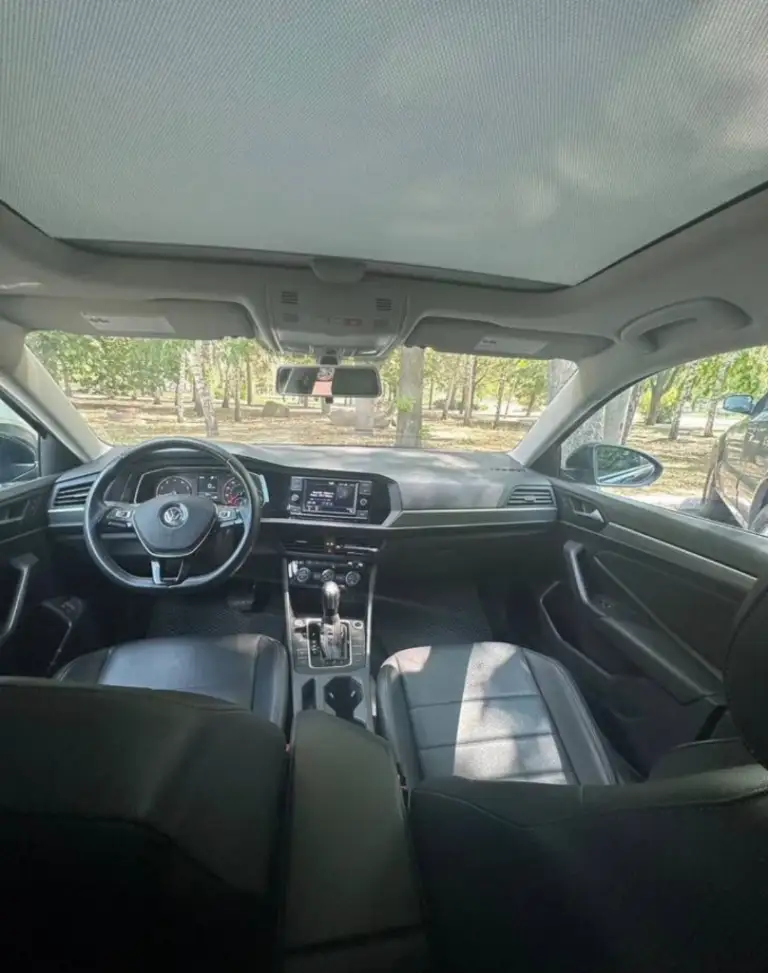 Volkswagen jetta 7, 2020 г. — отличное состояние!
📍 Пробег: 128 300 км
⚙️ Двигатель: 1.4 tsi, 150 л. С. , турбо
📀 Коробка: автомат (8-ступ. Aisin)
Комплектация:
• Кожаный салон
• Панорамный люк
• Адаптивный круиз-контроль
• Система предупреждения о фронтальном столкновении
• Автоматическое экстренное торможение
• Контроль слепых зон
• Помощь при выезде с парковки задним ходом
• Система контроля давления в шинах
• И многое другое
Дополнительно:
• Полностью русифицирована
• Антихром
• Атермальная плёнка по госту на лобовом и передних боковых
• Полностью обслужена, все жидкости заменены
• Новая зимняя резина
🚗 Авто в отличном состоянии, один собственник, вложений не требует.
💰 Цена: 1 650 000 руб.
📞 Тел. : +7 (949) 620-76-19 - фотография - 9