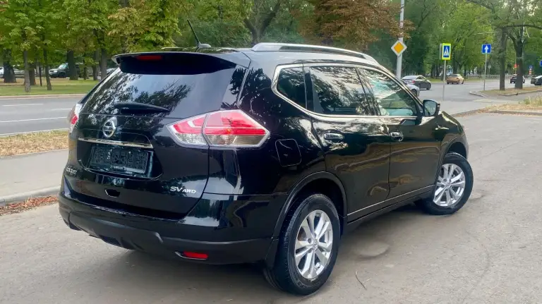 🔥Nissan rogue sw🔥
Год выпуска: 2016
Начало эксплуатации: 2017
Тип двигателя: бензиновый, 2.5
Пробег: 127 000 км (оригинальный)
Привод: полный (4wd)
Коробка передач: вариатор (cvt)
Vin-номер: jn8at2mv2gw145999
Комплектации:
• Датчики света/дождя
• Электрорегулировка зеркал
• Электроподъёмники
• Электропривод багажника
• Режимы eco, normal, sport
• Подогрев передних сидений
• Двухзонный климат-контроль
• Камера 360°
• Сенсорный монитор с bluetooth, usb, aux
• Безключевой доступ
• Кнопка start/stop
• Система помощи при спуске
• Круиз-контроль
• Мультируль
• Контроль слепых зон
• Датчики давления шин
• Электрорегулировка сиденья
• Led-фары
Цена: 1 599 000 ₽
Автомобиль в отличном состоянии, все системы работают. Готов к проверке.
Юридически чист, без обременений.
Вопросы по телефону: +7-949-41-55-434.
Возможен минимальный торг. - фотография - 3