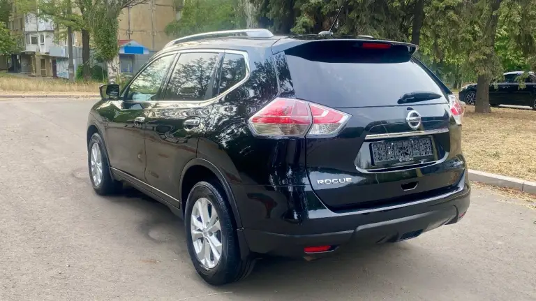 🔥Nissan rogue sw🔥
Год выпуска: 2016
Начало эксплуатации: 2017
Тип двигателя: бензиновый, 2.5
Пробег: 127 000 км (оригинальный)
Привод: полный (4wd)
Коробка передач: вариатор (cvt)
Vin-номер: jn8at2mv2gw145999
Комплектации:
• Датчики света/дождя
• Электрорегулировка зеркал
• Электроподъёмники
• Электропривод багажника
• Режимы eco, normal, sport
• Подогрев передних сидений
• Двухзонный климат-контроль
• Камера 360°
• Сенсорный монитор с bluetooth, usb, aux
• Безключевой доступ
• Кнопка start/stop
• Система помощи при спуске
• Круиз-контроль
• Мультируль
• Контроль слепых зон
• Датчики давления шин
• Электрорегулировка сиденья
• Led-фары
Цена: 1 599 000 ₽
Автомобиль в отличном состоянии, все системы работают. Готов к проверке.
Юридически чист, без обременений.
Вопросы по телефону: +7-949-41-55-434.
Возможен минимальный торг. - фотография - 7