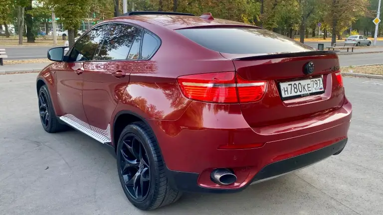 🔥 Bmw x6 🔥
🔹 Vin: 5uxfg43578lj36235
🔹 Двигатель: n54
🔹 Объем: 3000 см³ (306 л. С. )
🔹 Цвет: vermilionrot metallic
🔹 Салон: кожа leder nevada и schwarz
🔹 Год выпуска: 2008
🔹 Пробег: 165 000 км
🔹 Полный комплект документов, сервисные книги, два ключа!
Комплектация:
🔹 Спортивный пакет
🔹 Экспортная тормозная система
🔹 Обогрев руля
🔹 Разноширокие диски r21
🔹 Адаптивная подвеска (adaptive drive)
🔹 Система контроля давления в шинах
🔹 Камера заднего вида
🔹 Люк
🔹 Шторы на задних дверях
🔹 Автозатемняющиеся зеркала
🔹 Сиденья с памятью и подогревом
🔹 4-Зонный климат-контроль
🔹 Омыватели фар
🔹 Парктроники спереди и сзади (pdc)
🔹 Адаптивный ксенон
🔹 Круиз-контроль с функцией подтормаживания
🔹 Профессиональная аудиосистема hifi с dsp
🔹 Usb- и аудиоинтерфейс
Автомобиль в отличном состоянии, не требует вложений. Все проблемы устранены. Есть полный отчет о проведенных работах стоимостью более 650 000 ₽. Готов отправиться на любое сто для проверки.
Возможен обмен
Цена: 1,830,000 ₽
📞 +7 949 415-54-34 - фотография - 8