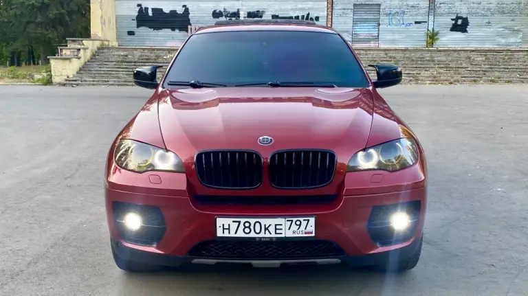 🔥 Bmw x6 🔥
🔹 Vin: 5uxfg43578lj36235
🔹 Двигатель: n54
🔹 Объем: 3000 см³ (306 л. С. )
🔹 Цвет: vermilionrot metallic
🔹 Салон: кожа leder nevada и schwarz
🔹 Год выпуска: 2008
🔹 Пробег: 165 000 км
🔹 Полный комплект документов, сервисные книги, два ключа!
Комплектация:
🔹 Спортивный пакет
🔹 Экспортная тормозная система
🔹 Обогрев руля
🔹 Разноширокие диски r21
🔹 Адаптивная подвеска (adaptive drive)
🔹 Система контроля давления в шинах
🔹 Камера заднего вида
🔹 Люк
🔹 Шторы на задних дверях
🔹 Автозатемняющиеся зеркала
🔹 Сиденья с памятью и подогревом
🔹 4-Зонный климат-контроль
🔹 Омыватели фар
🔹 Парктроники спереди и сзади (pdc)
🔹 Адаптивный ксенон
🔹 Круиз-контроль с функцией подтормаживания
🔹 Профессиональная аудиосистема hifi с dsp
🔹 Usb- и аудиоинтерфейс
Автомобиль в отличном состоянии, не требует вложений. Все проблемы устранены. Есть полный отчет о проведенных работах стоимостью более 650 000 ₽. Готов отправиться на любое сто для проверки.
Возможен обмен
Цена: 1,830,000 ₽
📞 +7 949 415-54-34 - фотография - 5