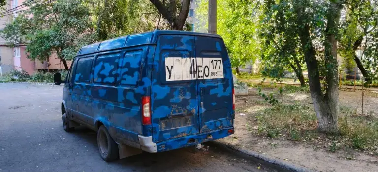 Продам газель газ 2705, год выпуска 2006, грузовой фургон.
Ходовка обслужена хорошо.
Цена 450т, возможен торг у капота. - фотография - 4