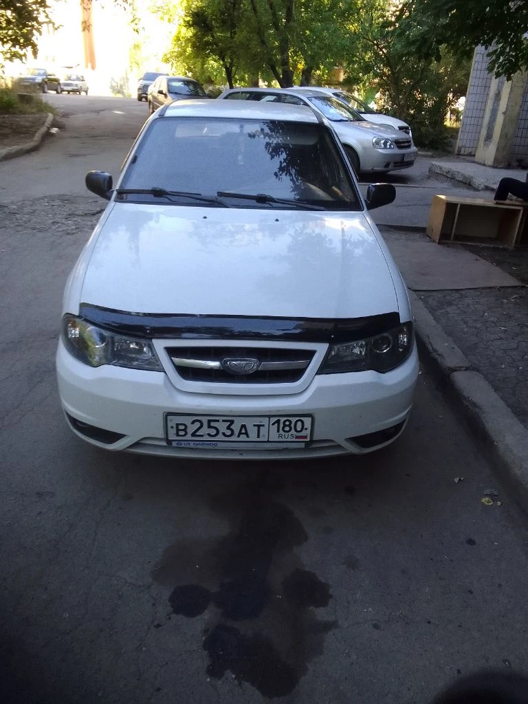 Продам: daewoo нексия, 2010г. В пробег 239000, 1,6л. Масло от замены до замены. Кузов не гнилой имеет косметические подкрасы, без дтп цена 240000 торг. Донецк, китровский р-н. Т. +79493038311 - фотография - 3