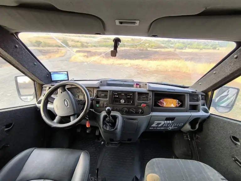 Продам бронированный ford transit (диса 29615) 2007г🔥🔥🔥
Задний привод.
Двигатель puma fxfa 2.4, дизельный с турбонаддувом 115л. С.
Броневая защита салона, крыши, бронестекла (держит пулю ак, акм) скрытые бойницыаварийный люк крышисистема пожаротушения отсека двигателя
Задний мост перебран, новое масло, новые блины и колодки. Новые троса ручника. Новый поддерживающий карданвала
Стоит хорошая музыка, продажа с ней. Задняя камера +1 камера в резерве(можно установить куда необходимо)
По документам все ровно штрафов/запретов нет.

Цена 750к🔥 + быстрый торг или обмен на ваше авто.
Телефон (+79494730802) или в л. С - фотография - 5