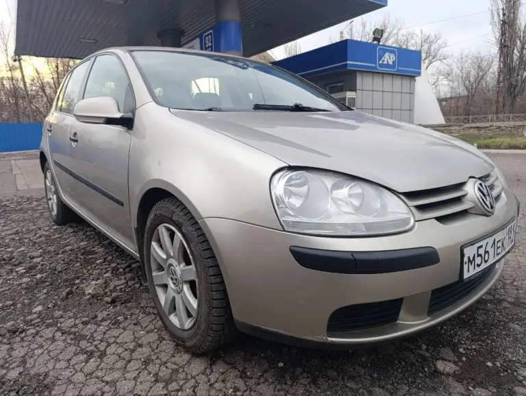 Гольф 5
Зелёная автотека
Продам авто в отличном состоянии
Кузов весь ровный и без рыжиков и вмятин
По техническому состоянию все работает без нареканий
1.6 Бензин на 6 ступке механике
Хорошая комплектация
Кондиционер заправлен и рабочий
Подогревы сидений
Круиз-контроль
Абс
Есп
Собственник
Осмотр город перевальск
Цена 680т. Р
+79591400470 - фотография - 1