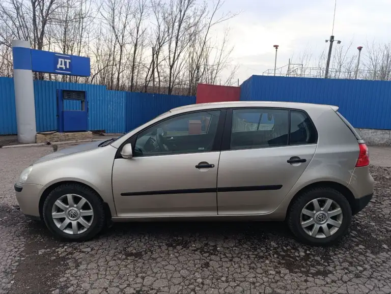 Гольф 5
Зелёная автотека
Продам авто в отличном состоянии
Кузов весь ровный и без рыжиков и вмятин
По техническому состоянию все работает без нареканий
1.6 Бензин на 6 ступке механике
Хорошая комплектация
Кондиционер заправлен и рабочий
Подогревы сидений
Круиз-контроль
Абс
Есп
Собственник
Осмотр город перевальск
Цена 680т. Р
+79591400470 - фотография - 5