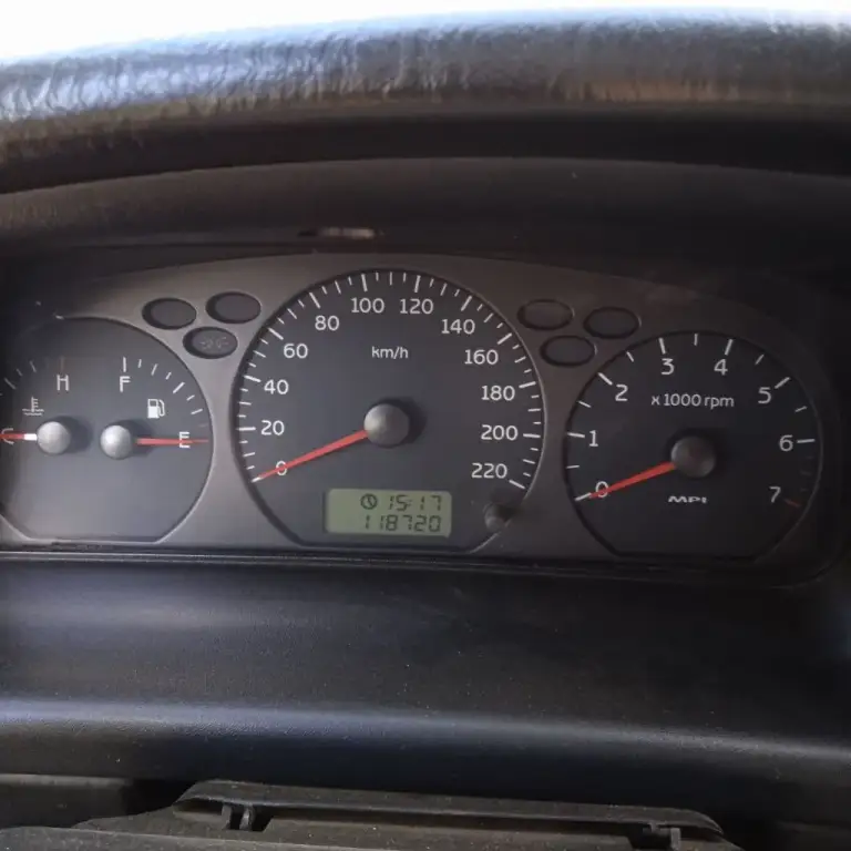 Продам chery amulet 2007 г. В. Пробег 119000км, двигатель 1,6 гбо метан вписан, abs, гидроусилитель руля, электропривод зеркал, подогрев передних сидений, кондиционер, стеклоподъёмники всех дверей, сигнализация, вместительный багажник. По кузову есть нюансы. Цена договорная. Осмотр горловка. Звоните +79493849270 - фотография - 1