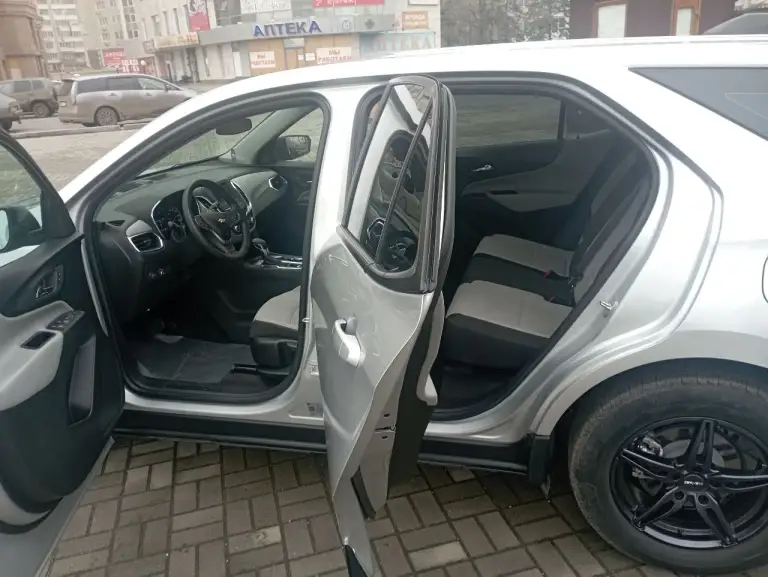 Продам chevrolet equinox lll рестайлинг, авто в отличном состоянии, оригинальный пробег. Вложений не требуется. Т. +7 949 4548199 - фотография - 10