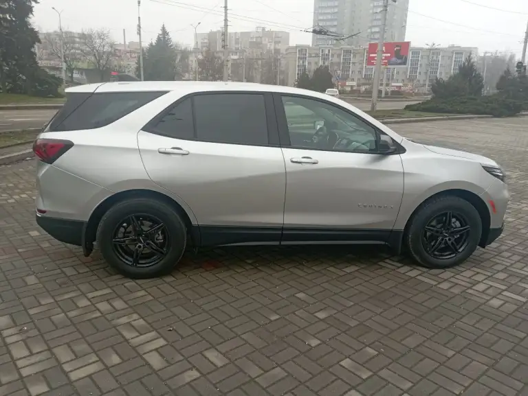 Продам chevrolet equinox lll рестайлинг, авто в отличном состоянии, оригинальный пробег. Вложений не требуется. Т. +7 949 4548199 - фотография - 6