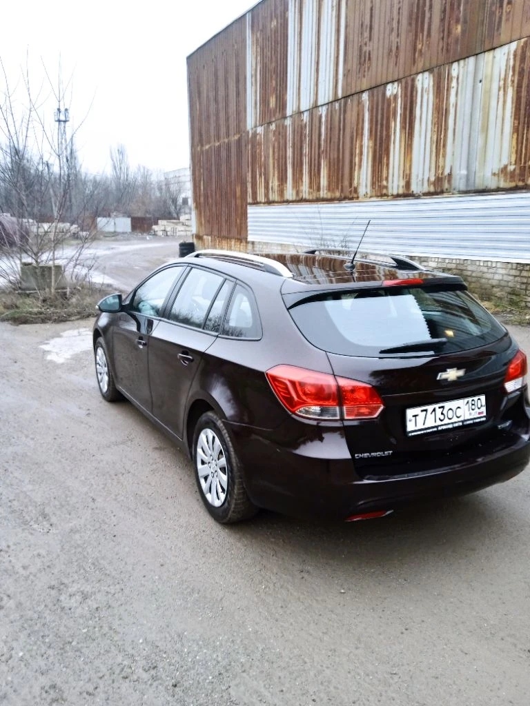 Продам chevrolet cruze 1.8 2014 г. Пробег 150 т. К. М. Состояние автомобиля отличное, как внешне, так и технически! Салон как новый, без повреждений. Вся электрика работает без нареканий! Пробег родной! Салон чистый и ухоженный. Летний комплект практически новой резины. Я второй владелец. Переоформление в мрэо цена : 1100 000 р. Более детальная информация по телефону +79493454870 ( телеграмм, макс) сергей - фотография - 10