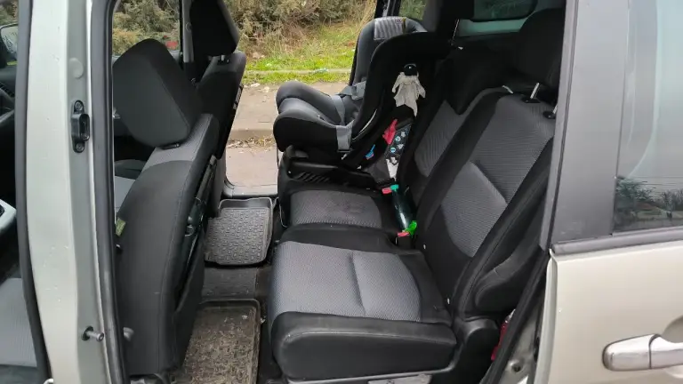 Mazda 5. 218000км. Газ. Бензин.2 литра. . 600000₽ - фотография - 9