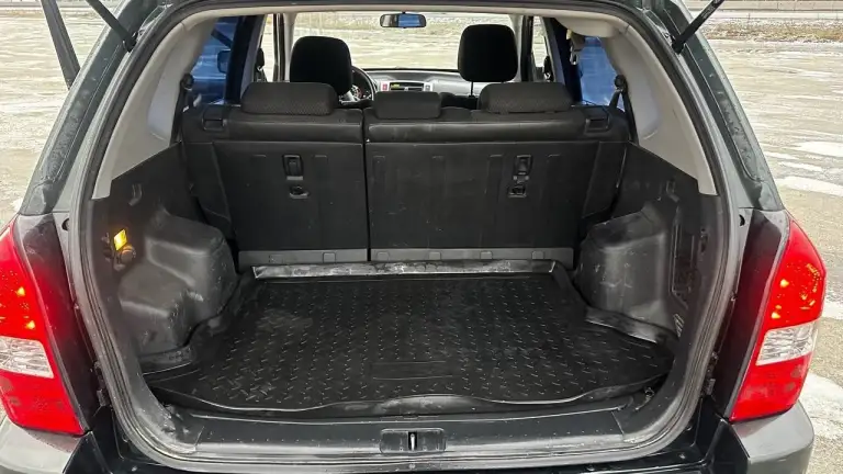 Продам hyundai tucson 2008 года в отличном состоянии.
Пэп, гур, кондиционер, резина летняя на литье, и зимняя на литье. Полностью обслужена, заказ-наряды имеются. Вложений не требует.
Телефон: +79495925815 / +79827796298 - фотография - 11