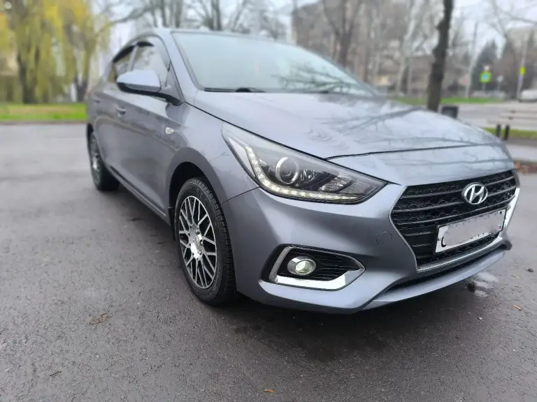 Продам
Hyundai solaris
2018 Год выпуска
Двигатель 1.6 бензин
Пробег 139 000 км
Автоматическая кпп 6ст
Комплектация:
Светодиодные ходовые огни, светодиодные задние фонари, противотуманные фары, подогрев: лобового стекла(полный), всех сидений, руля, зеркал. Климат контроль, круиз контроль, датчик света, атермальное остекление, мультируль, кожаный руль, регулировка руля, бортовой компьютер, цветной дисплей на приборе, датчики давления шин, эра-глонасс, esp, подсветка поворота, задние парктроник, автозапуск.
✅Заводской окрас
✅Без дтп
✅Зелёная автотека
✅Родной подтвержденный пробег
✅Сервисная книжка
✅Полный комплект ключей
Надёжный, экономичный авто в классной комплектации!
Готов к любым проверкам!
Цена 1 350 000р.
Тел. +74943526414 - фотография - 6