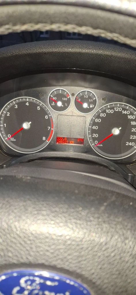 Продается ford focus универсал 2007 года!

• Объем двигателя: 1.6
• Коробка передач: механика
• Кондиционер
• Подогрев сидений
• Цвет: светло-серо-голубой
• Состояние: хорошее, сел-поехал

Цена: 450 000 рублей

Звоните или пишите по номеру +7 949 509 4428 или в директ для получения дополнительной информации и организации просмотра! - фотография - 3