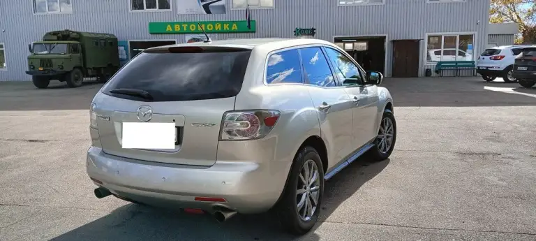 Продам мазда cx-7, мотор 2.3 л, турбо, 248 л. С. , 2007 год.
Максимальная комплектация: кожаный салон, подогревы и электрорегулировка сидений, датчик дождя и света, электрозеркала с подогревом, музыка bose, android магнитола, бесключевой доступ, парктроники.
По авто:
1) Перебрана ходовая, новые тормозные диски и колодки (заменены в круг);
2) Двигатель и коробка работают без нареканий, заменены масла в двигателе и коробке, раздатке, редукторе;
3) Заменен компрессор кондиционера (новый)

Номер для звонков: +79490226487 - фотография - 25
