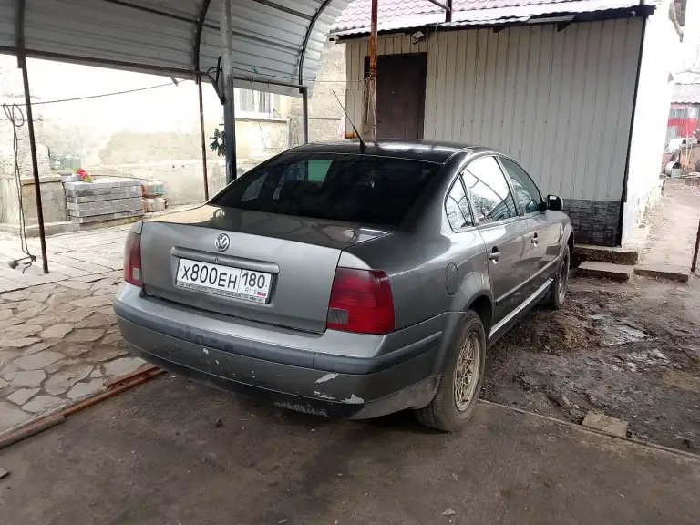 Срочно продам фольксваген пассат в5 1999год. Двигатель 1.9 дизель, после капремонта. Авто в нормальном рабочем состоянии. Цена 430.тел:+79493398779 - фотография - 2