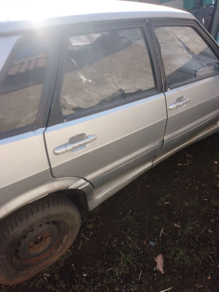 Продаю ваз 2115,год 2005.
Авто донар, не приняли наследство. Учёт россия. Матор, каропка ходовка салон все, находу. Резина зема, хорошая.
Нет акамулятора
Цена 75.т. Руб.
Звоните. Все расскажу. Торг.
Снежное. Тел. +79493918856. - фотография - 3