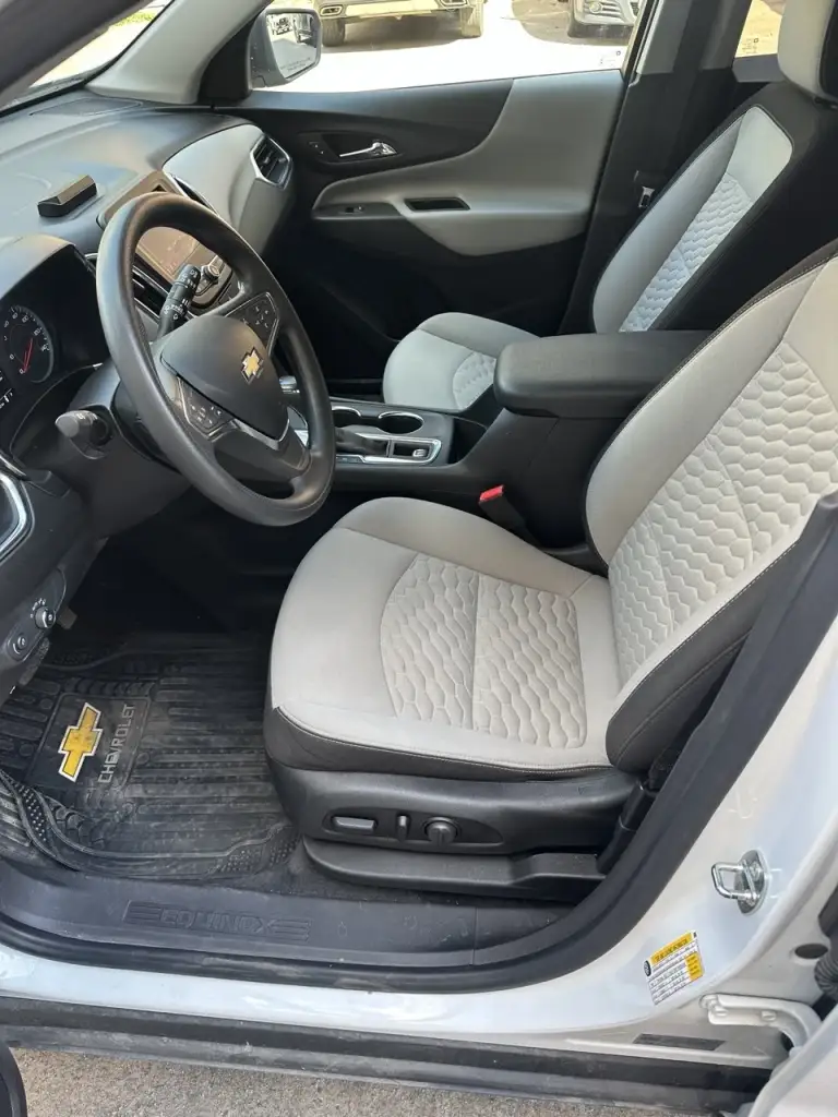 Chevrolet equinox 2021 г. .дв 1.5..180 л. С. .67900 км. ..коробка автомат. .полный привод. . Все стекла и подушки безопасности заводские. ..кузов в родной краске. .двигатель коробка ходовая все в отличном сост. ..дистроник. .удержание в полосе. .старт стоп. .без ключевой доступ. .камера заднего вида. ..полное переоформление. ..цена 1.980.. . Руб. ..+79493353529 есть мах - фотография - 11