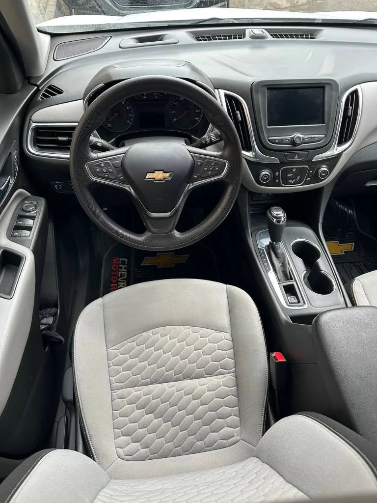 Chevrolet equinox 2021 г. .дв 1.5..180 л. С. .67900 км. ..коробка автомат. .полный привод. . Все стекла и подушки безопасности заводские. ..кузов в родной краске. .двигатель коробка ходовая все в отличном сост. ..дистроник. .удержание в полосе. .старт стоп. .без ключевой доступ. .камера заднего вида. ..полное переоформление. ..цена 1.980.. . Руб. ..+79493353529 есть мах - фотография - 5