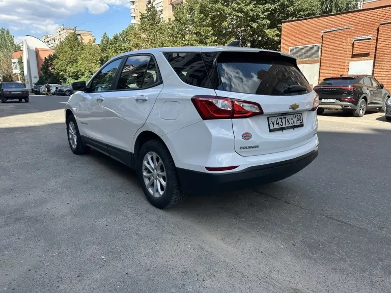 Chevrolet equinox 2021 г. .дв 1.5..180 л. С. .67900 км. ..коробка автомат. .полный привод. . Все стекла и подушки безопасности заводские. ..кузов в родной краске. .двигатель коробка ходовая все в отличном сост. ..дистроник. .удержание в полосе. .старт стоп. .без ключевой доступ. .камера заднего вида. ..полное переоформление. ..цена 1.980.. . Руб. ..+79493353529 есть мах - фотография - 9
