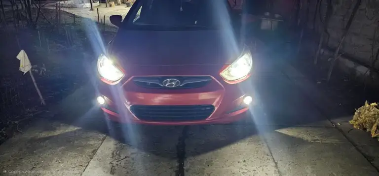 Продается hyundai solaris 2012 года, оснащенный надежной автоматической коробкой передач и экономичным двигателем 1.6. В автомобиле исправно работают кондиционер и печка, обеспечивая комфорт в любую погоду. Машина отличается резвостью и отличной топливной экономичностью. Особое внимание заслуживает мощный свет фар, гарантирующий прекрасную видимость в любых погодных условиях. Автомобиль находится в донецке. Цена — 800 000 рублей, возможен торг при встрече. - фотография - 6