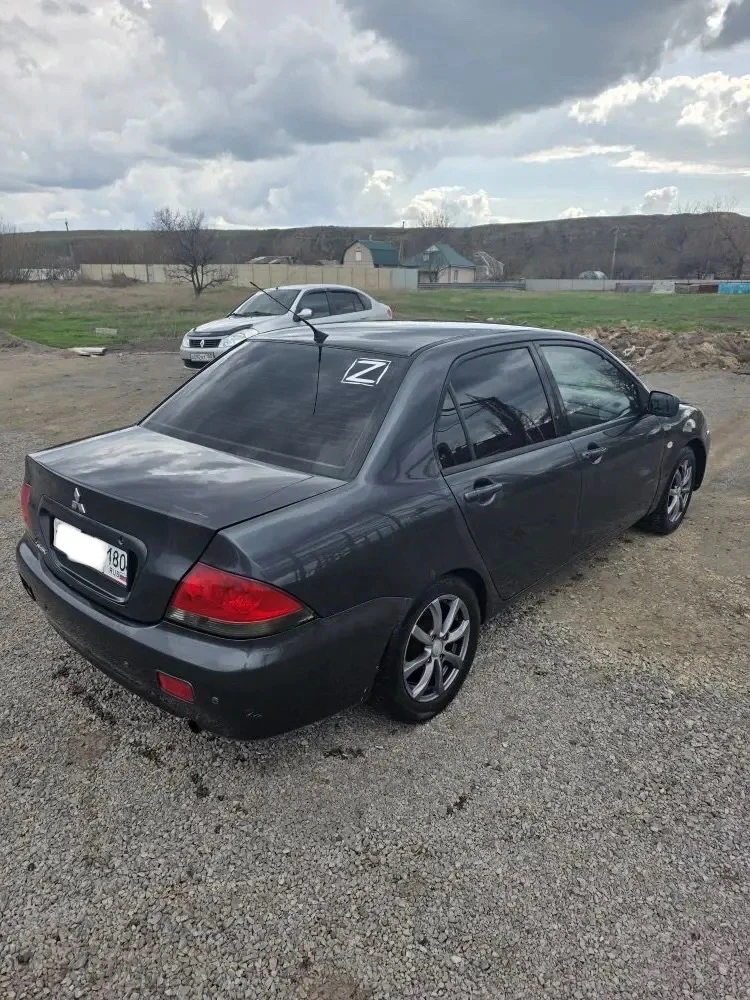 Mitsubishi lancer 9, 2004г — машина на ходу с пробегом 286 000 км. Несмотря на то, что состояние не идеальное (есть следы эксплуатации на кузове и в салоне), необходима диагностика и ремонт ходовой.

Автомобиль полностью функционален и готов к использованию.

*Капитальный ремонт мотора выполнен 50 000 км назад, работает стабильно

Все основные агрегаты работают исправно, заводится в любую погоду. Документы чистые.
Звоните чтобы договориться о просмотре.

250 000Р
Торг

+79490977807 - фотография - 7