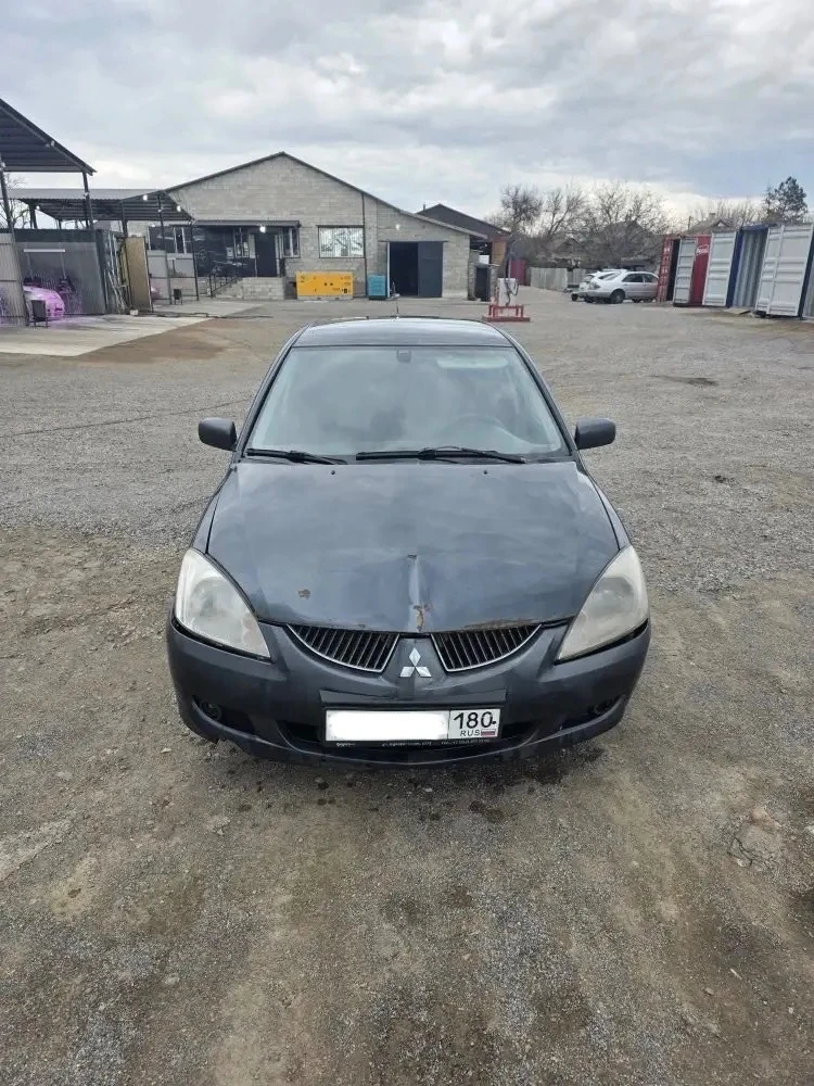 Mitsubishi lancer 9, 2004г — машина на ходу с пробегом 286 000 км. Несмотря на то, что состояние не идеальное (есть следы эксплуатации на кузове и в салоне), необходима диагностика и ремонт ходовой.

Автомобиль полностью функционален и готов к использованию.

*Капитальный ремонт мотора выполнен 50 000 км назад, работает стабильно

Все основные агрегаты работают исправно, заводится в любую погоду. Документы чистые.
Звоните чтобы договориться о просмотре.

250 000Р
Торг

+79490977807 - фотография - 4