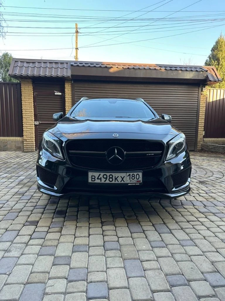 Mercedes gla 200d 2.17g-dct (136л. С). Дизель. Передний привод. Особая серия. Цвет чёрный. Пробег 128665 км. Не битый. Птс-оригинал. Обмен не интересует. Машина в отличном состоянии, очень экономичная и при этом резвая, обслуженная и ухоженная, в очень хорошей комплектации, чёрный кожаный салон, раздельный климат контроль, подрулевые лепестки, активный круиз контроль, парктроники, камера заднего вида, видео регистратор спереди и сзади, проекция логотипа авто на асфальт, новая резина, два родных ключа, оригинальный обвес amg (бампера, накладки, выхлоп, решетка, спойлер) стабилизирован под amg 45s-оригинал, покрыта в два слоя керамикой. Два комплекта ковров зима-лето-amg и т. Д выглядит очень дорого и стильно с кучей полезных опций. - фотография - 9